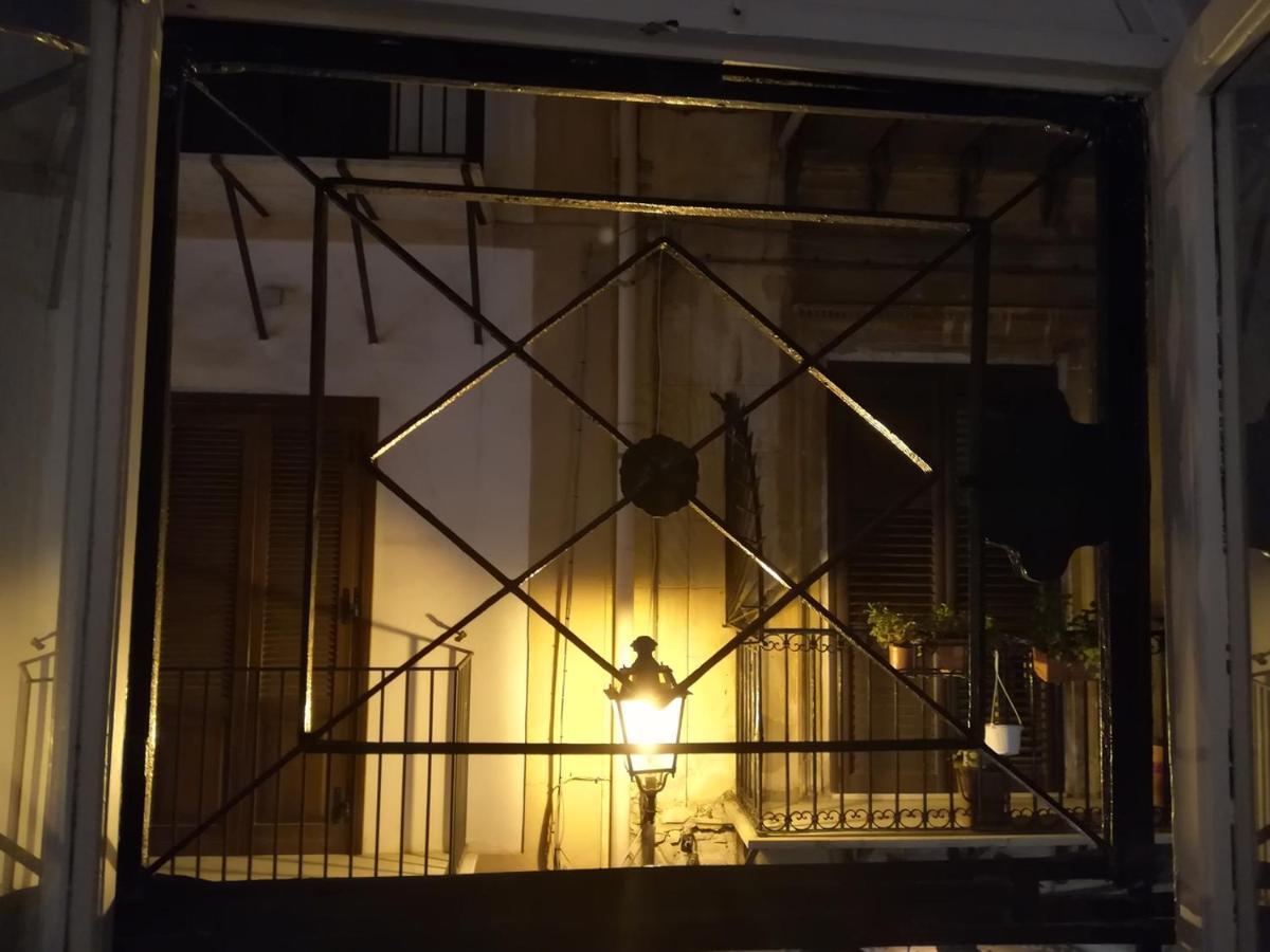 팔레르모 Persiane Al Cassaro B&B 외부 사진