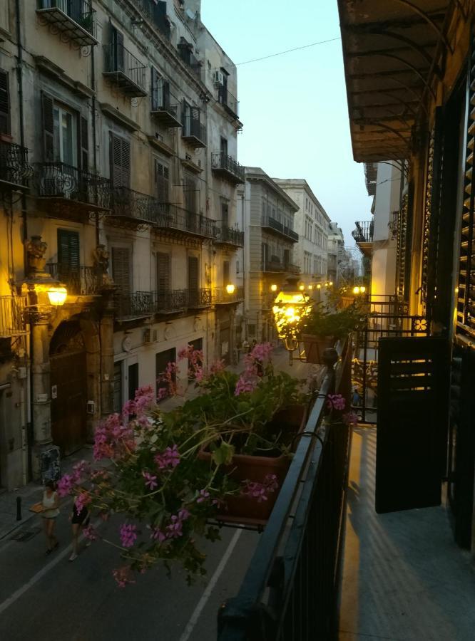 팔레르모 Persiane Al Cassaro B&B 외부 사진