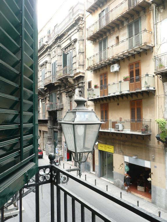 팔레르모 Persiane Al Cassaro B&B 외부 사진