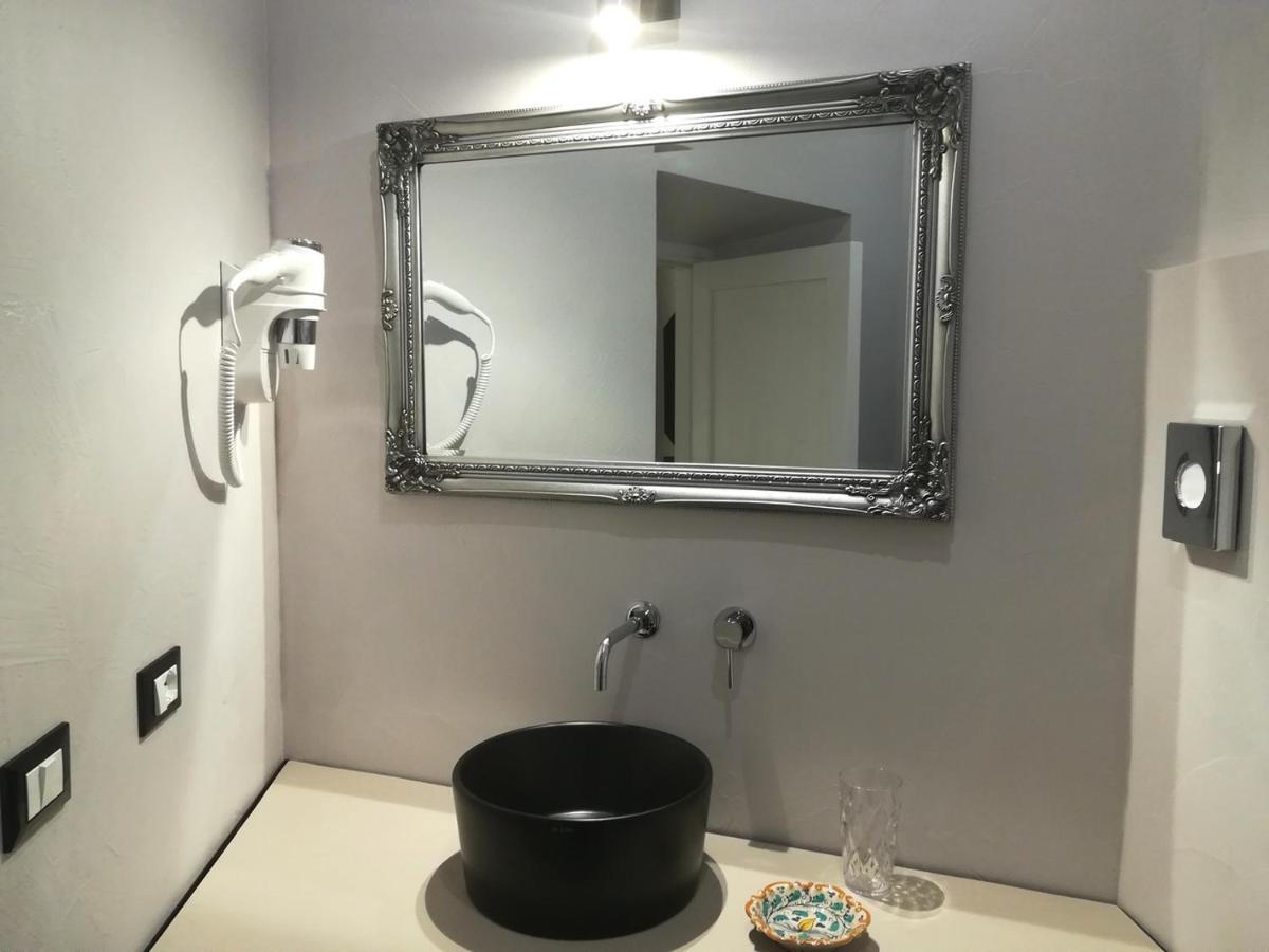 팔레르모 Persiane Al Cassaro B&B 외부 사진